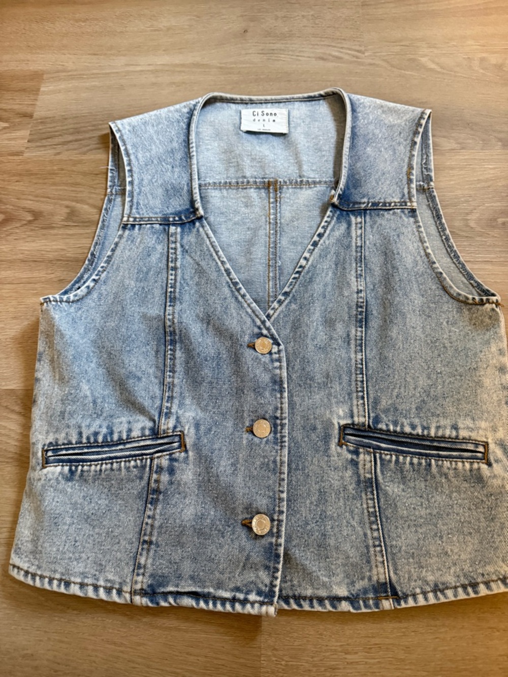 Ci Sono Denim Vest in Light Blue Wash
